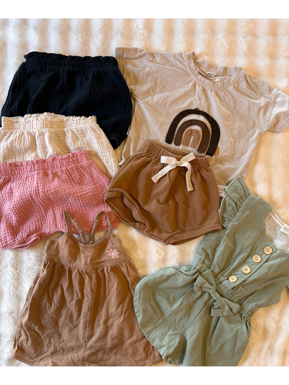 12M Gerber & Multi Brand Baby Girl Clothing Lot